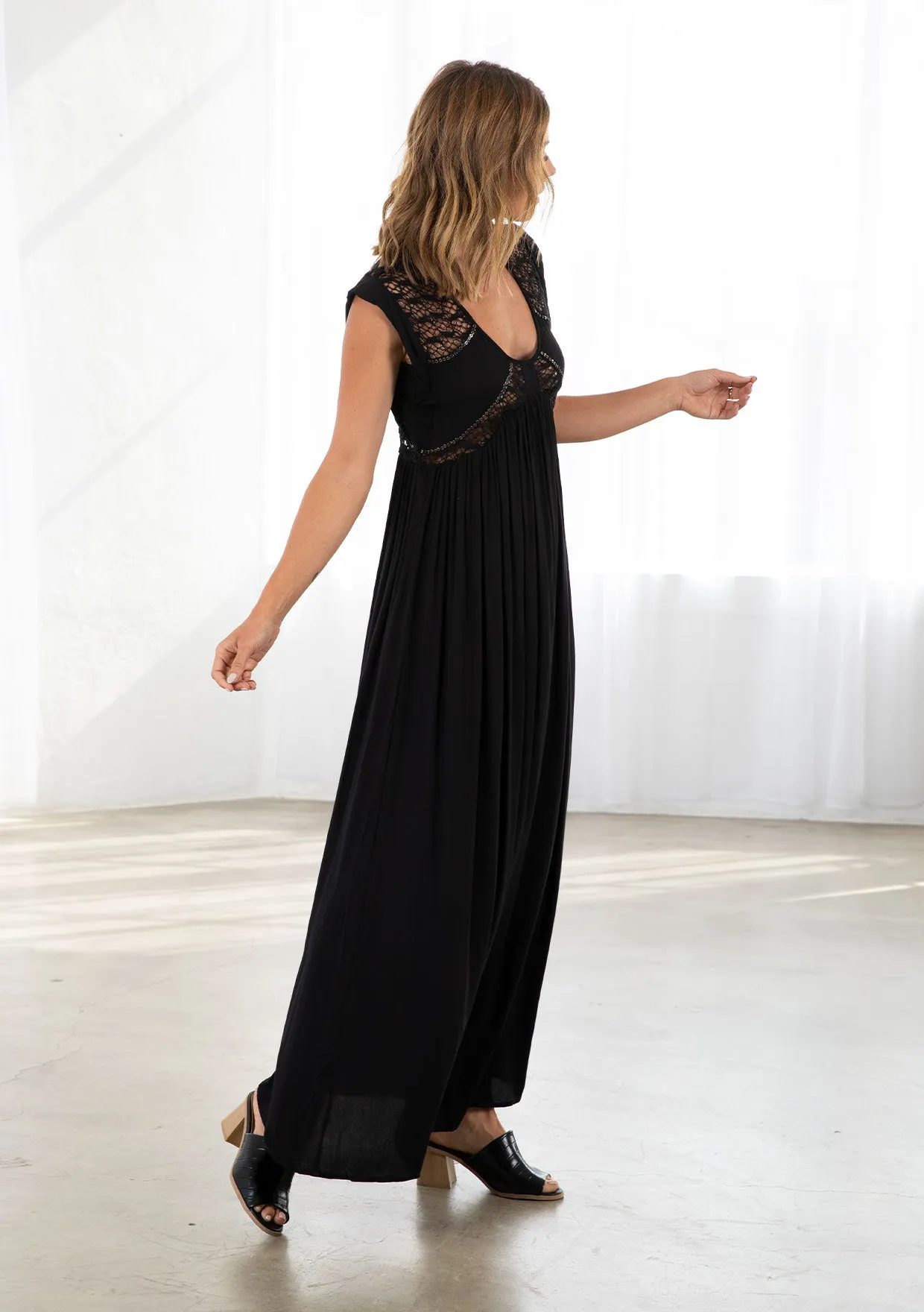 Boho Chic Sequined Lace Detail Maxi Dress