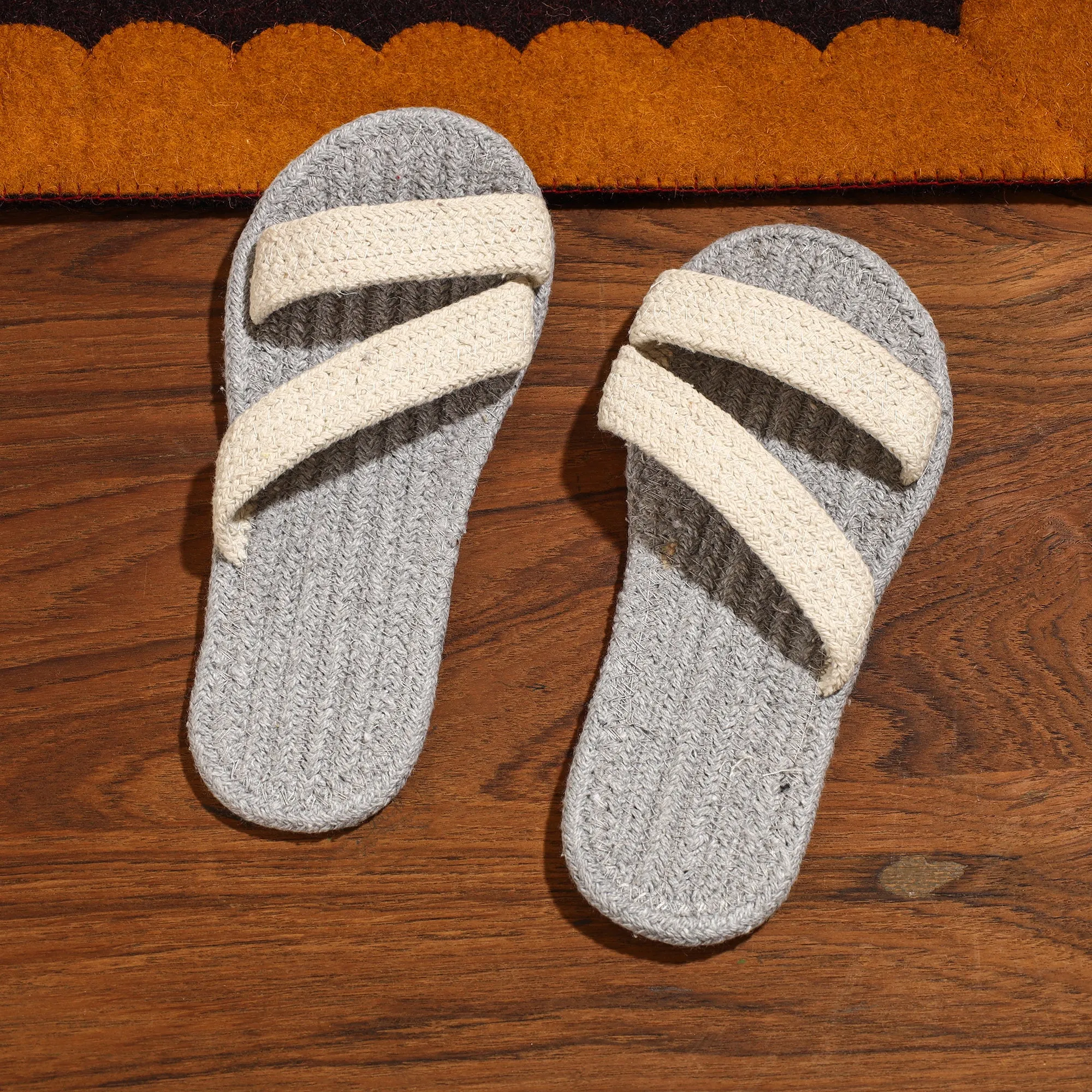 Hand Braided Cotton Stitched Home Slipper 18